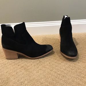 BP Brice Notched Bootie 8.5 NWOT